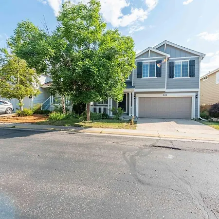 Spacious 4 Bedroom 3.5 Bathroom Residential Property